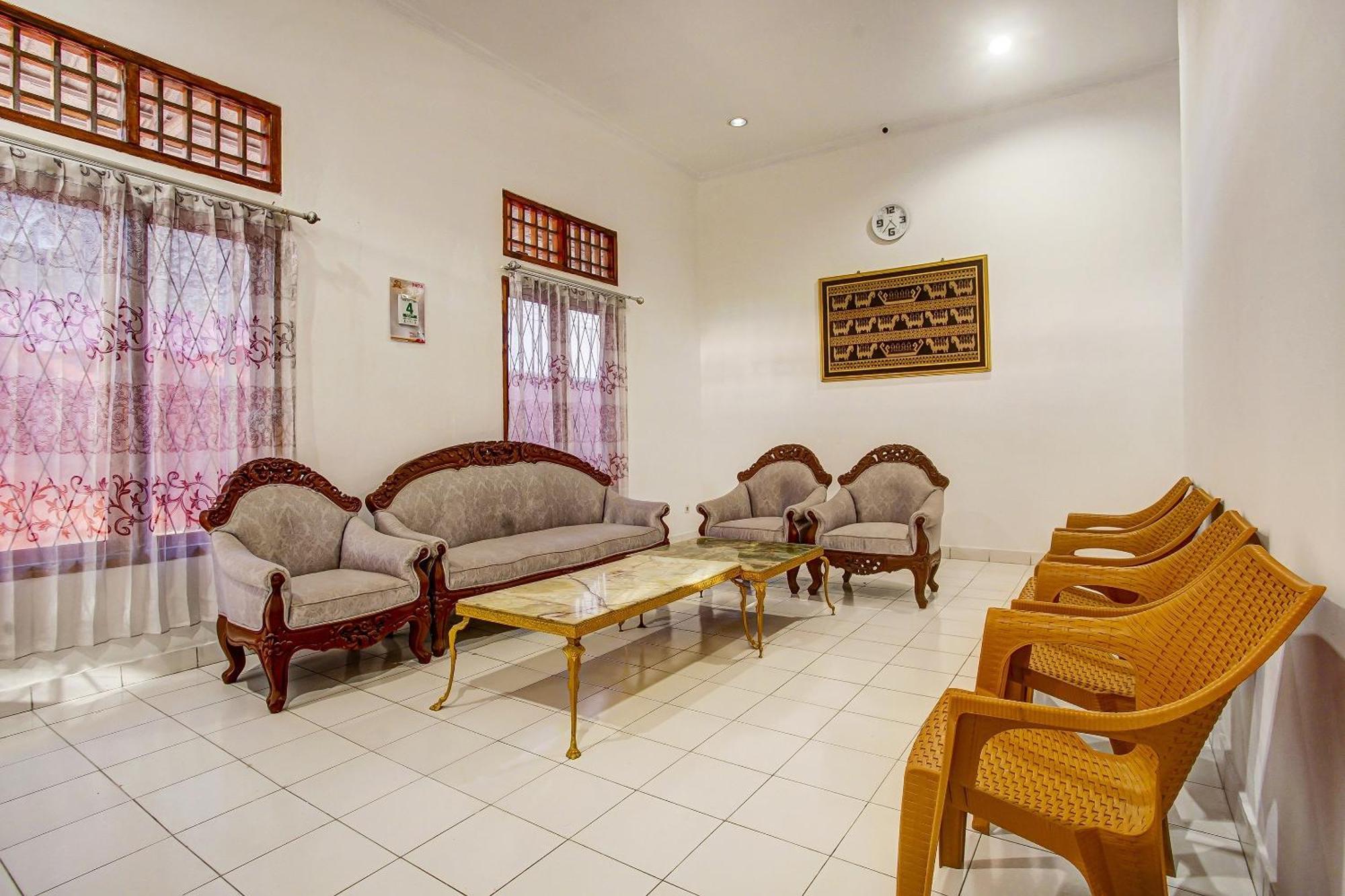 Super Oyo 91055 Homestay Syariah Bandar Lampung Exterior foto